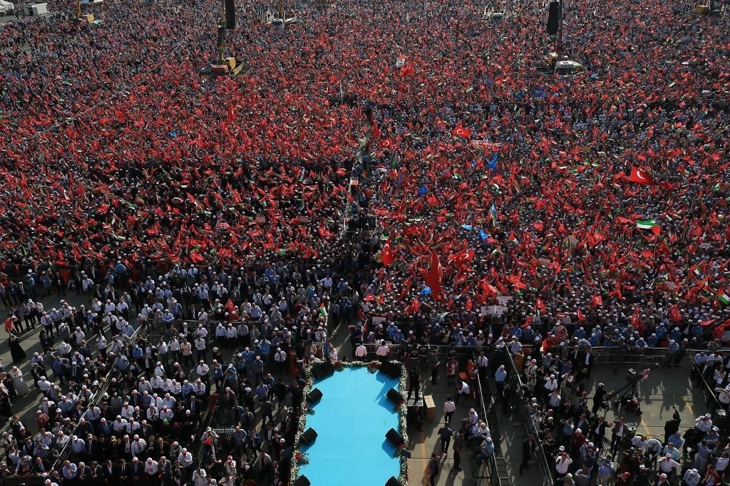 Εισιτήριο για την κόλαση έβγαλε η Τουρκία του Ρ.Τ.Ερντογάν- Kινητοποίησε χιλιάδες ισλαμιστές: «Το Τελ Αβίβ θα εξαφανιστεί – Είμαστε οι Φρουροί της Ιερουσαλήμ»